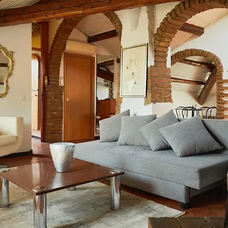 Enjoy - Borgomagno Attic Apartment
