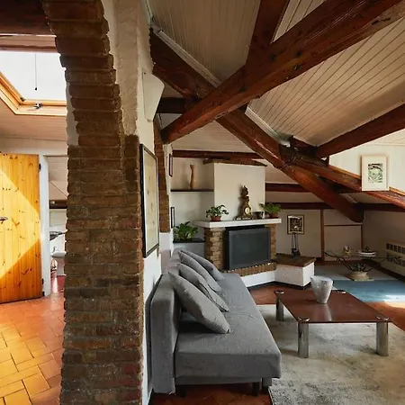 Appartement Enjoy - Borgomagno Attic Studio